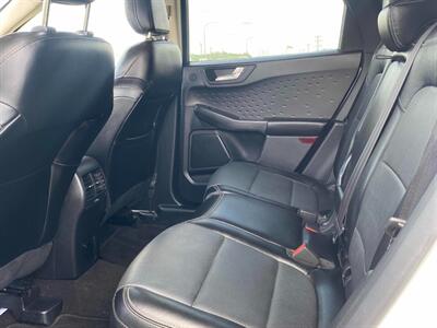 2020 Ford Escape Hybrid Titanium - Photo 10 - Edmonton, AB T5L 2J7