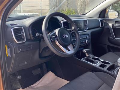 2021 Kia Sportage LX   - Photo 9 - Edmonton, AB T5L 2J7