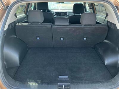 2021 Kia Sportage LX   - Photo 12 - Edmonton, AB T5L 2J7