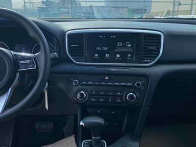 2021 Kia Sportage LX   - Photo 10 - Edmonton, AB T5L 2J7