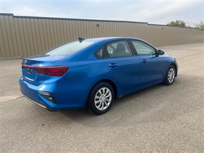 2021 Kia Forte LX   - Photo 8 - St Albert, AB T8N 3Z7