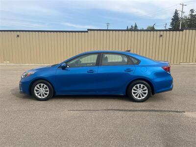 2021 Kia Forte LX   - Photo 2 - St Albert, AB T8N 3Z7