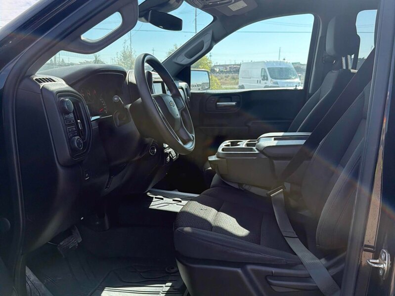 2023 Chevrolet Silverado 1500 Work Truck 5.3L V8 - Photo 6 - Edmonton, AB T5L 2J7