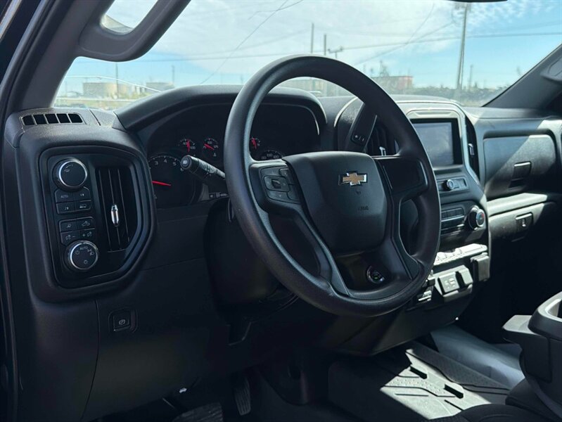 2023 Chevrolet Silverado 1500 Work Truck 5.3L V8 - Photo 7 - Edmonton, AB T5L 2J7
