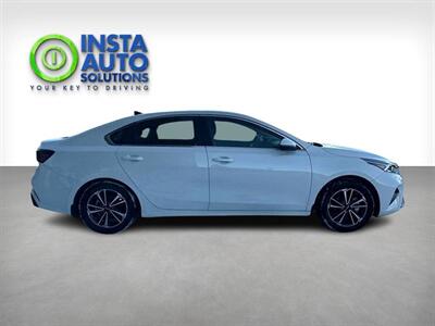 2023 Kia Forte EX   - Photo 6 - Acheson, AB T7X 5A3