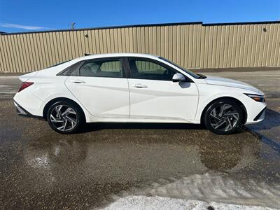 2024 Hyundai ELANTRA Preferred Tech   - Photo 5 - St Albert, AB T8N 3Z7