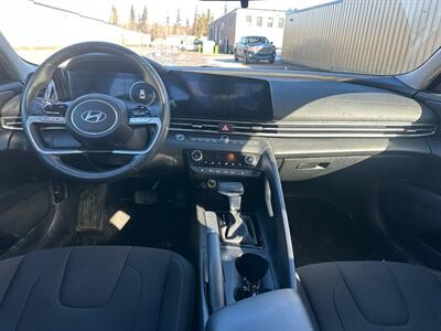 2024 Hyundai ELANTRA Preferred Tech   - Photo 9 - St Albert, AB T8N 3Z7