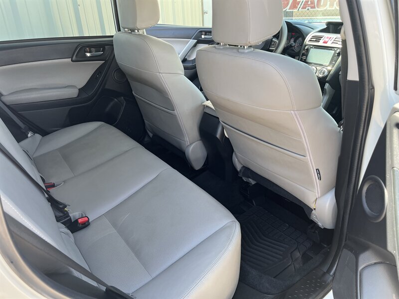 2016 Subaru Forester 2.5i Limited - Photo 10 - Hurricane, UT 84737