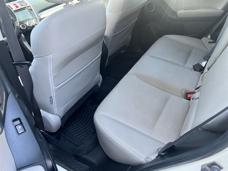 2016 Subaru Forester 2.5i Limited - Photo 8 - Hurricane, UT 84737