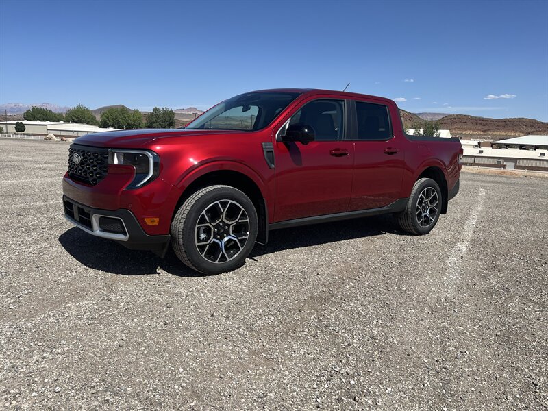 2026 Ford Maverick Lariat   - Photo 1 - Hurricane, UT 84737