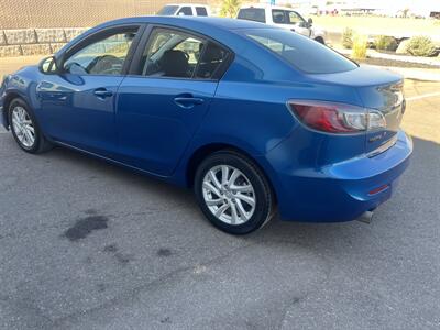 2012 Mazda Mazda3 i Touring   - Photo 4 - Hurricane, UT 84737