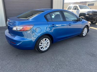 2012 Mazda Mazda3 i Touring   - Photo 2 - Hurricane, UT 84737