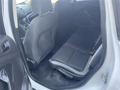 2015 Ford Escape S   - Photo 8 - Hurricane, UT 84737