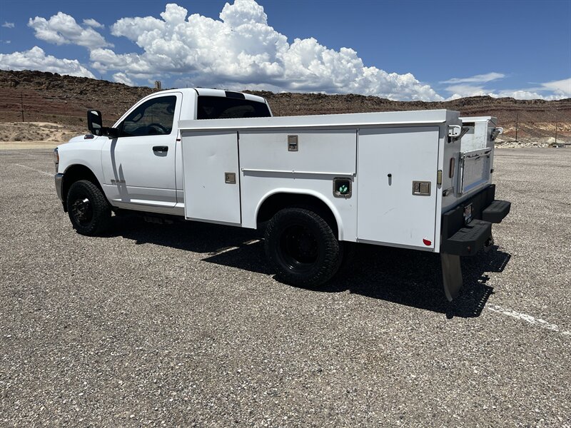 2022 RAM 3500 SLT - Photo 6 - Hurricane, UT 84737