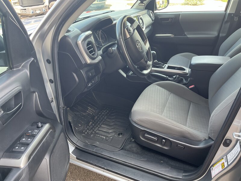 2022 Toyota Tacoma SR5 V6 - Photo 9 - Hurricane, UT 84737