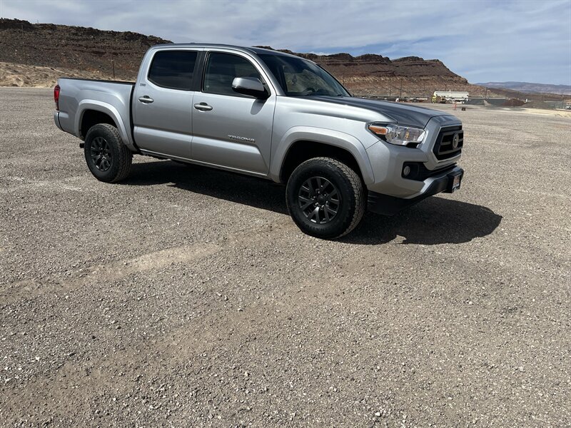 2022 Toyota Tacoma SR5 V6   - Photo 1 - Hurricane, UT 84737