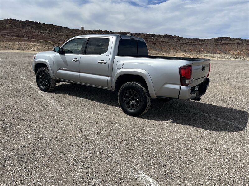 2022 Toyota Tacoma SR5 V6 - Photo 6 - Hurricane, UT 84737