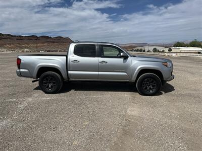 2022 Toyota Tacoma SR5 V6 - Photo 2 - Hurricane, UT 84737