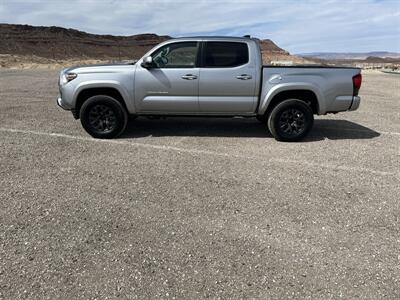 2022 Toyota Tacoma SR5 V6 - Photo 5 - Hurricane, UT 84737