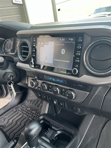 2022 Toyota Tacoma SR5 V6 - Photo 14 - Hurricane, UT 84737