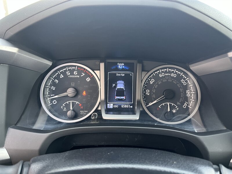 2022 Toyota Tacoma SR5 V6 - Photo 16 - Hurricane, UT 84737
