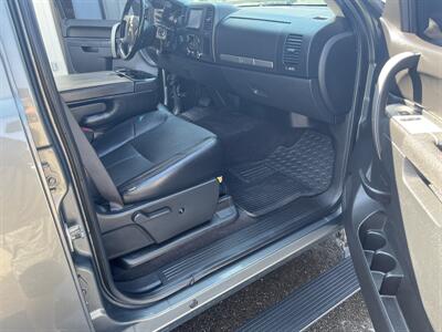2011 Chevrolet Silverado 3500 LT   - Photo 14 - Hurricane, UT 84737