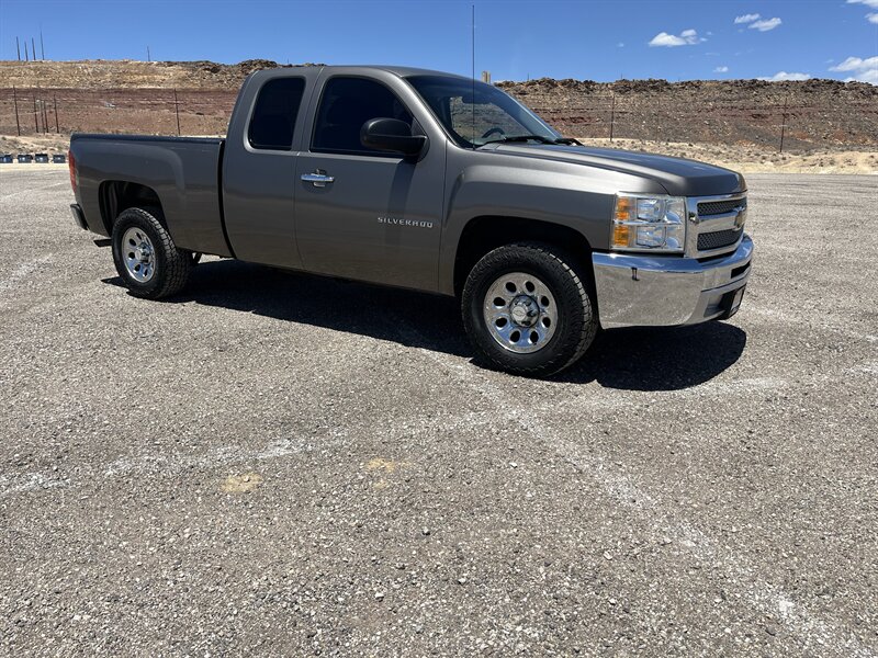 2012 Chevrolet Silverado 1500 Work Truck   - Photo 1 - Hurricane, UT 84737