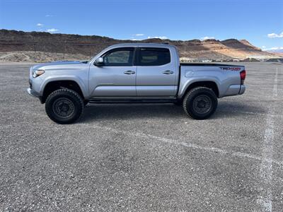 2016 Toyota Tacoma TRD Sport   - Photo 5 - Hurricane, UT 84737