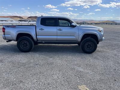 2016 Toyota Tacoma TRD Sport   - Photo 2 - Hurricane, UT 84737