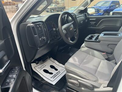 2018 Chevrolet Silverado 2500 Work Truck   - Photo 8 - Hurricane, UT 84737
