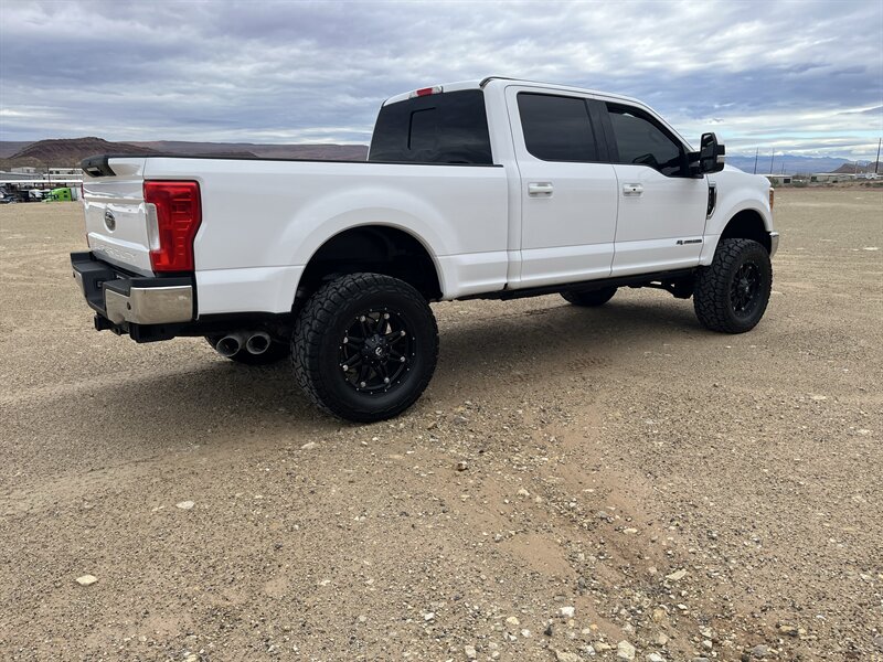 2017 Ford F-250 Lariat - Photo 3 - Hurricane, UT 84737