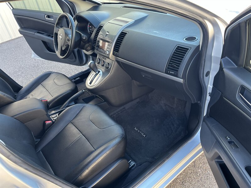2011 Nissan Sentra 2.0 SL - Photo 11 - Hurricane, UT 84737