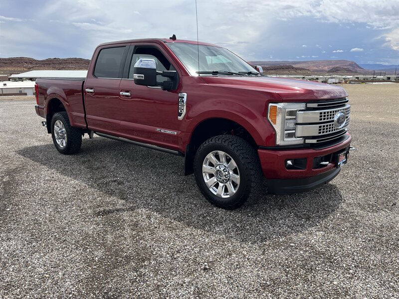 2019 Ford F-250 Super Duty Platinum - Photo 4 - Hurricane, UT 84737