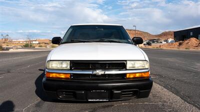 2001 Chevrolet S-10   - Photo 4 - Hurricane, UT 84737