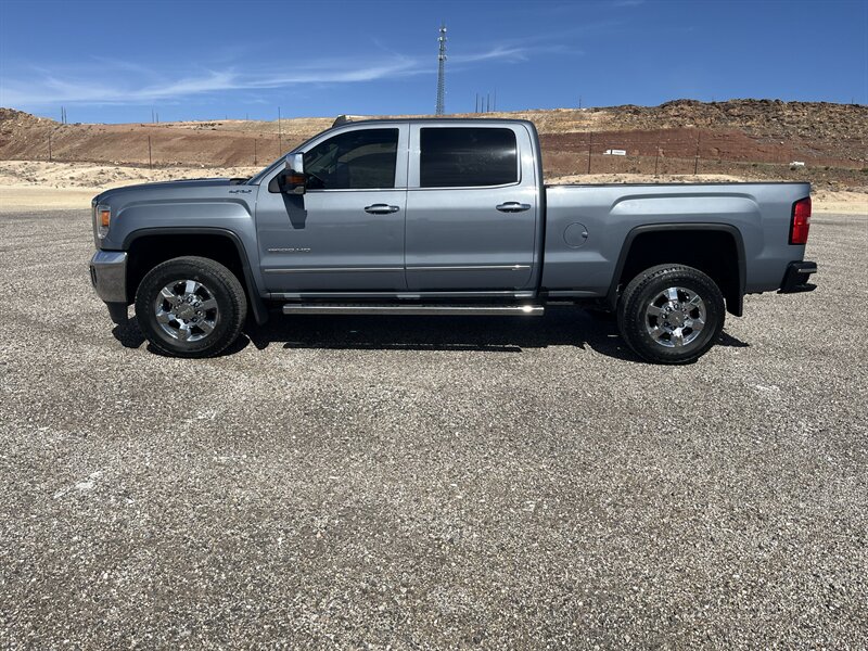 2016 GMC Sierra 2500HD SLT - Photo 5 - Hurricane, UT 84737