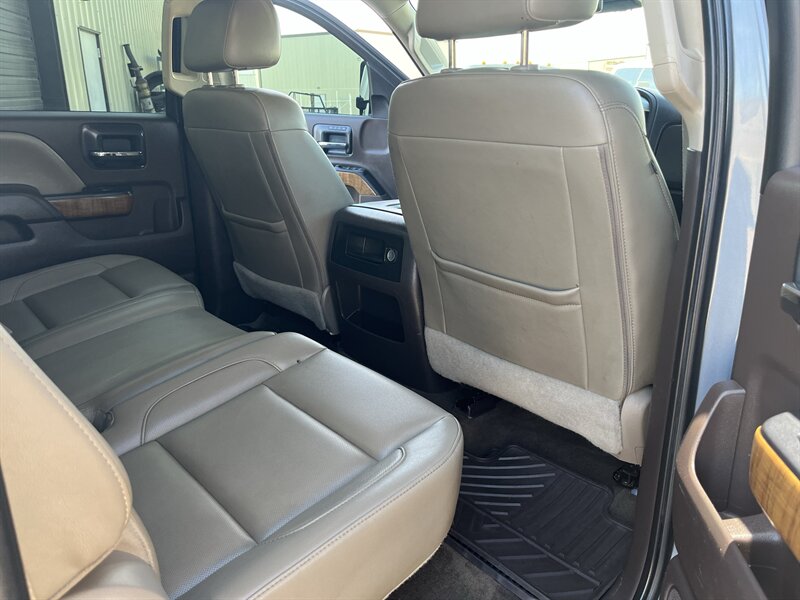 2016 GMC Sierra 2500HD SLT - Photo 13 - Hurricane, UT 84737