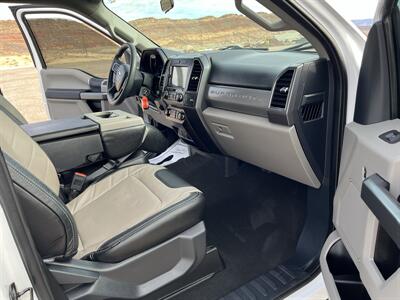 2022 Ford F-250 Super Duty XLT   - Photo 11 - Hurricane, UT 84737