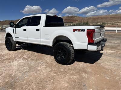 2019 Ford F-250 XLT   - Photo 5 - Hurricane, UT 84737