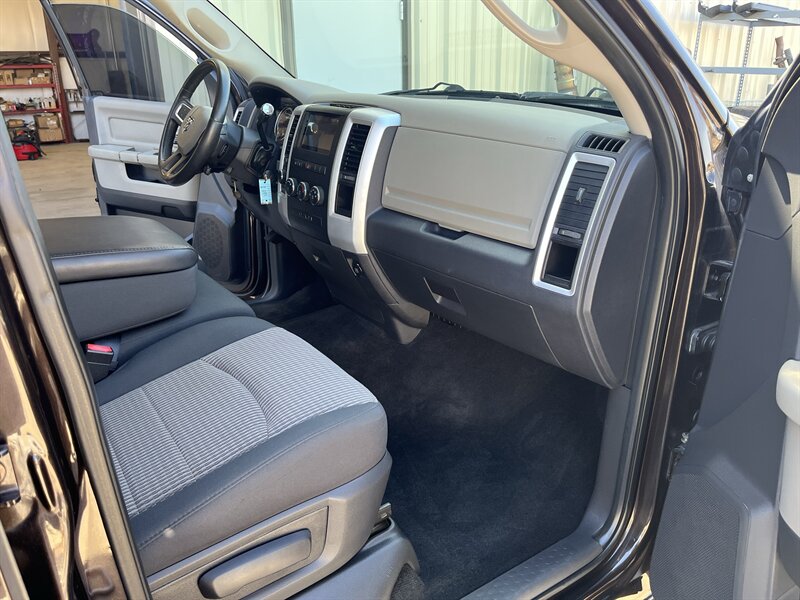 2011 RAM 3500 SLT - Photo 12 - Hurricane, UT 84737