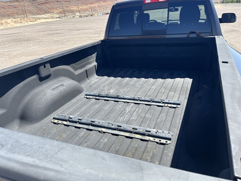 2011 RAM 3500 SLT - Photo 8 - Hurricane, UT 84737