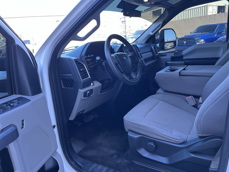 2018 Ford F-250 Super Duty XLT - Photo 10 - Hurricane, UT 84737