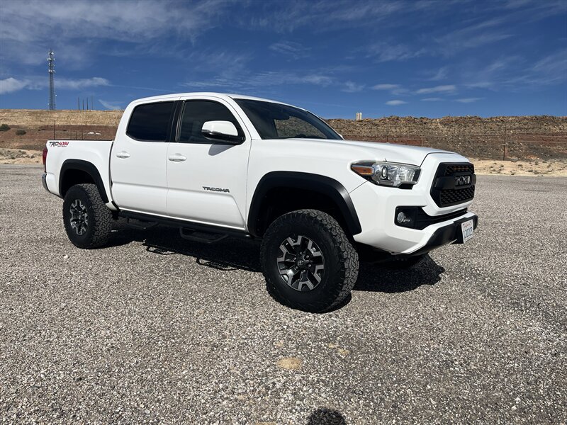 2017 Toyota Tacoma TRD Off-Road  