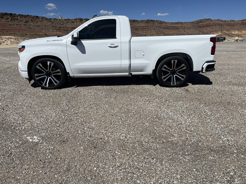 2023 Chevrolet Silverado 1500 Work Truck - Photo 5 - Hurricane, UT 84737