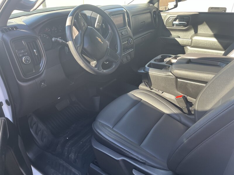 2023 Chevrolet Silverado 1500 Work Truck - Photo 11 - Hurricane, UT 84737