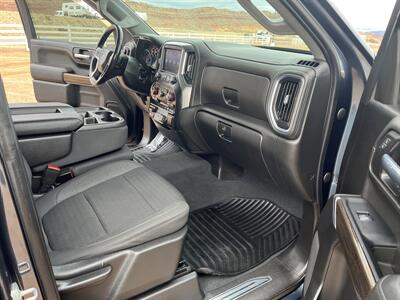 2021 Chevrolet Silverado 1500 RST   - Photo 11 - Hurricane, UT 84737