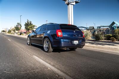 2005 Dodge Magnum RT   - Photo 7 - Hurricane, UT 84737