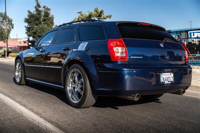 2005 Dodge Magnum RT   - Photo 2 - Hurricane, UT 84737