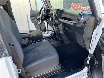 2017 Jeep Wrangler Sport   - Photo 8 - Hurricane, UT 84737