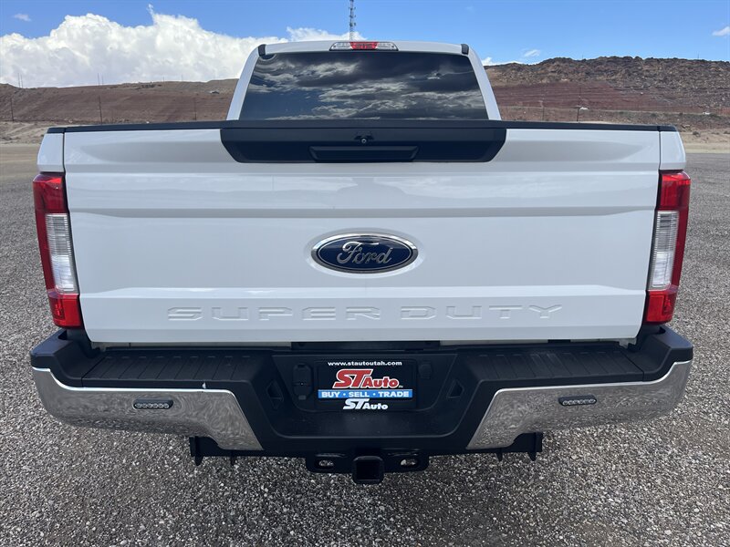 2017 Ford F-250 Super Duty XLT - Photo 7 - Hurricane, UT 84737