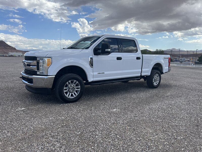 2017 Ford F-250 Super Duty XLT - Photo 4 - Hurricane, UT 84737